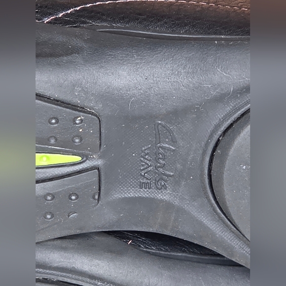 Clarks WaveWalk Black Leather Comfort Walking Shoes 9.5M w/ Box - Picture 9 of 11